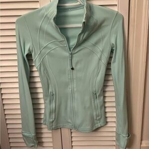 Mint lululemon define